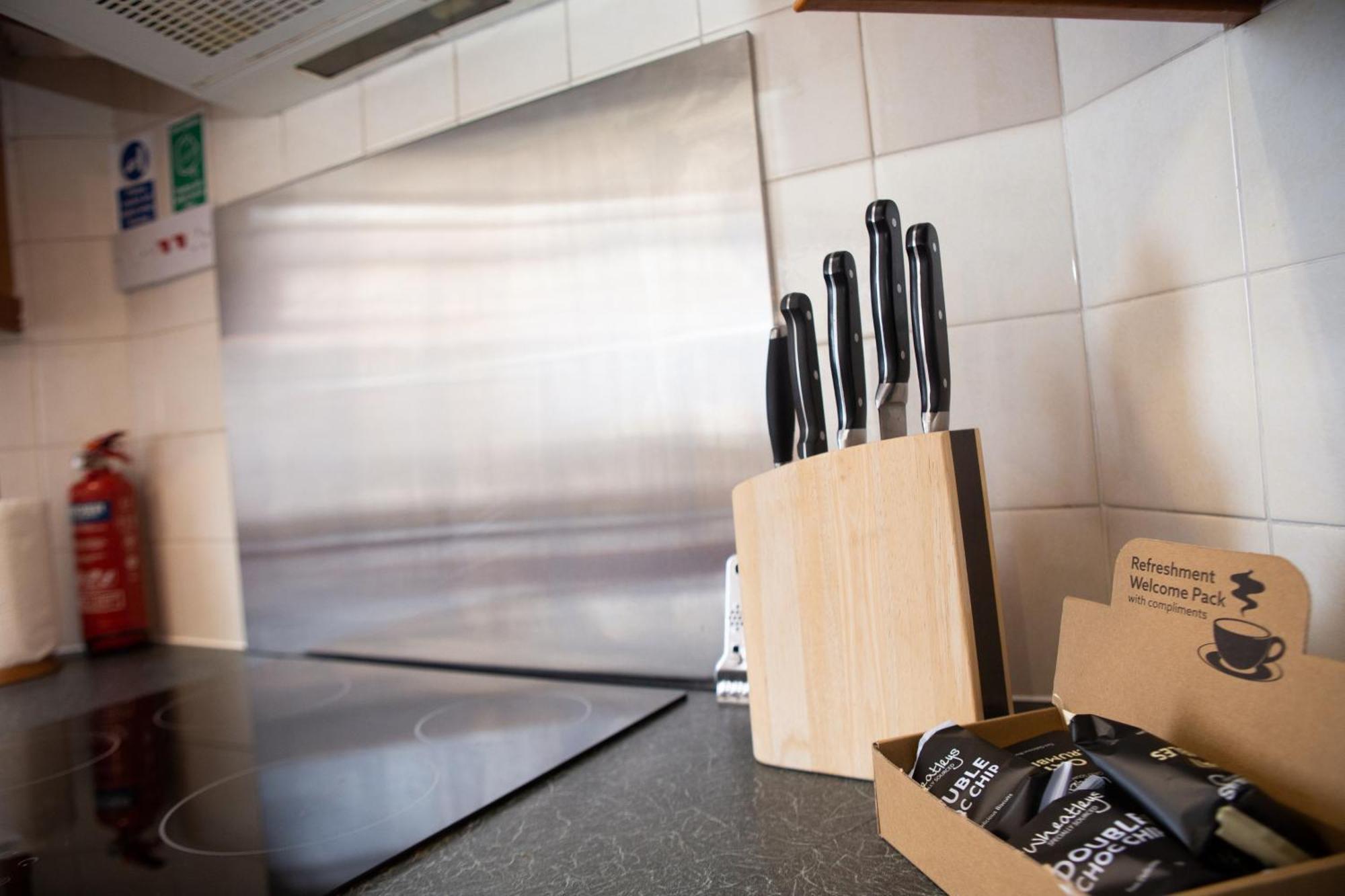 The Summit West End- Elegant Apartment With Free Parking In Prime Location Aberdeen Exteriér fotografie